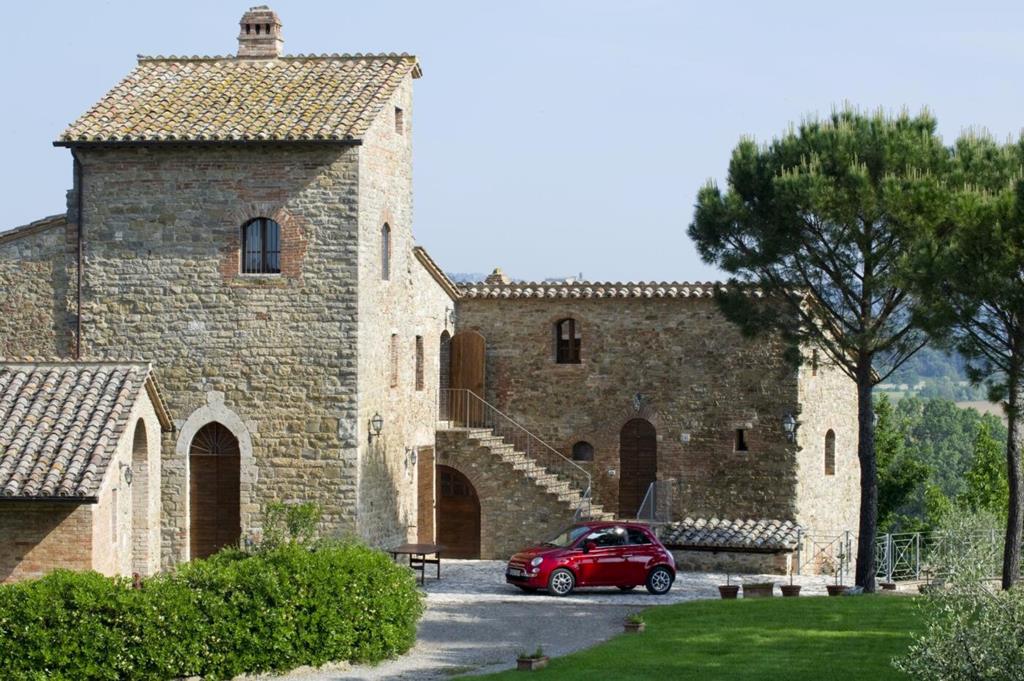 Castello Monticelli - Castiglione della Valle, Italië
