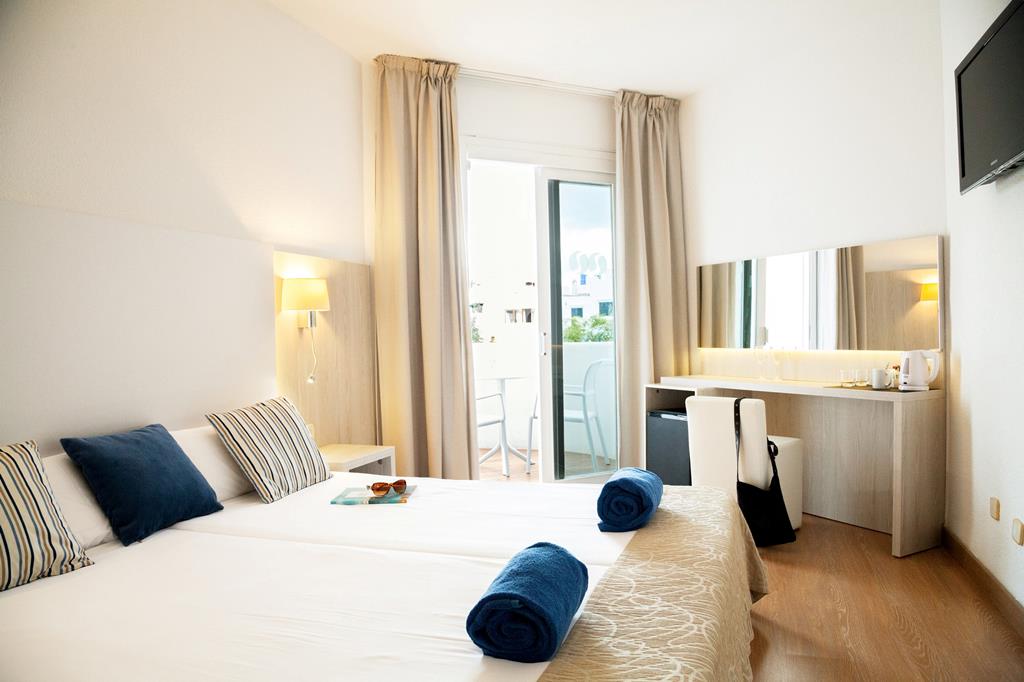 sentido-fido-tucan-adults-only