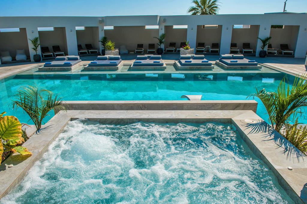 matheo-villas-suites