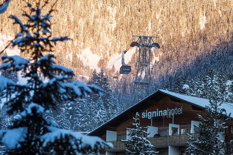 Goedkoop op skivakantie Graubünden ⛷️ Signinahotel