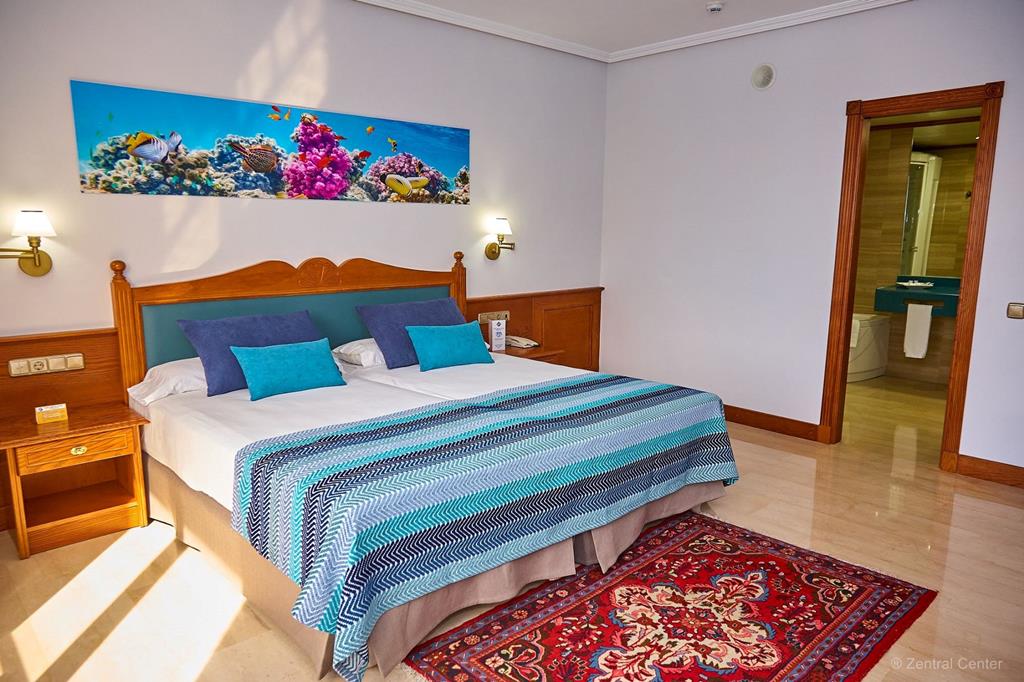 zentral-center-adults-only