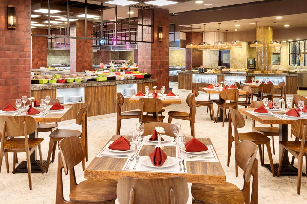 Zon 5* all inclusive Burgas - Bulgarije € 833,- ▷ met de hele familie