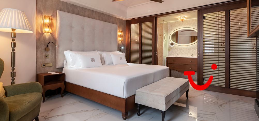 Santa Catalina, a Royal Hideaway hotel