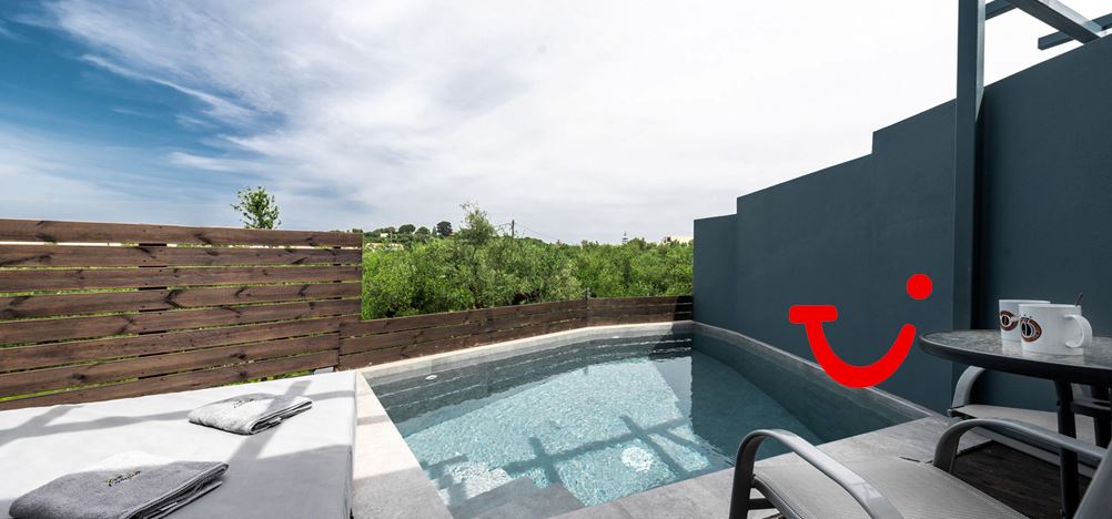 Zante Calinica Hotel & Suites