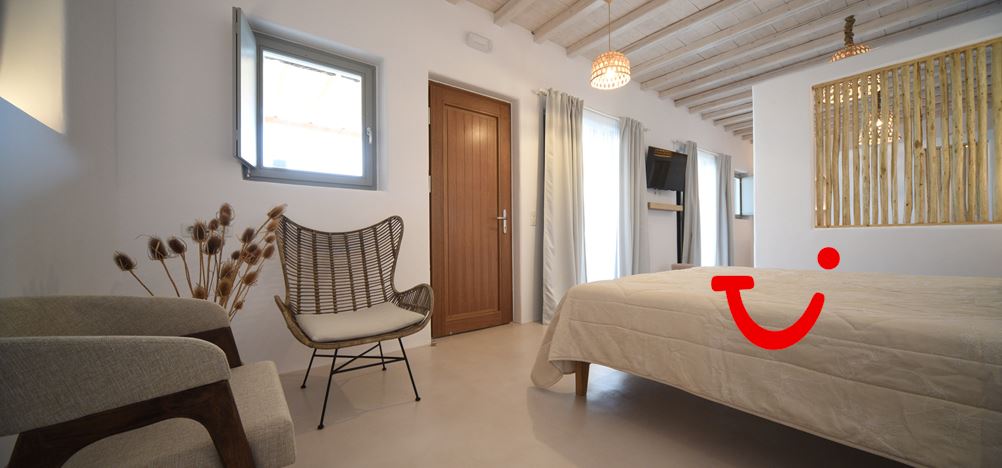 Myconian Crown Suites