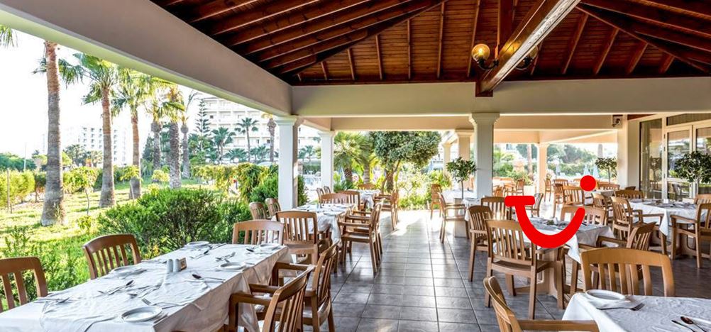 Nissiana Hotel and Bungalows