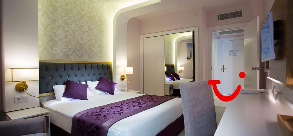 Waterside Resort  Spa