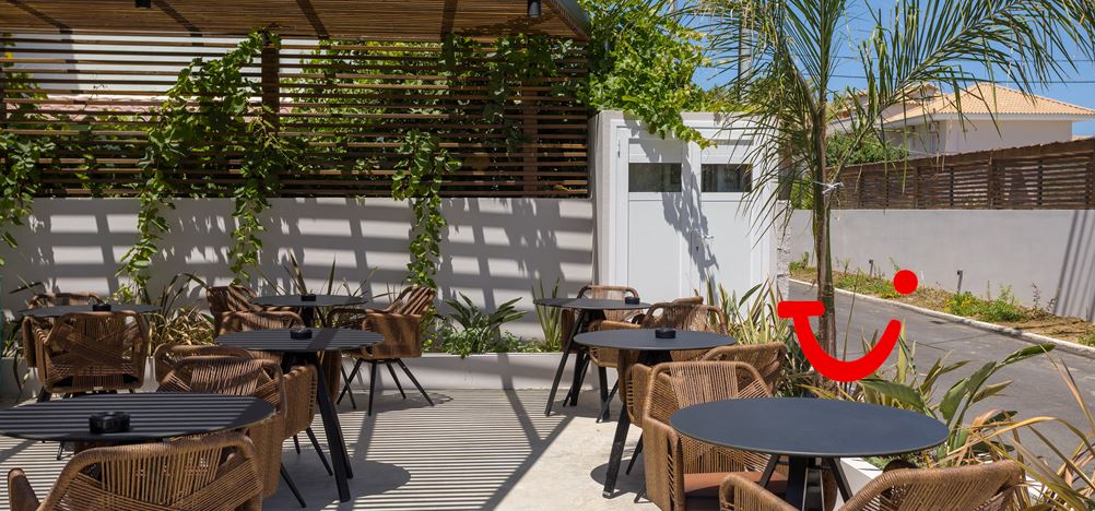 Serenity Luxury Hotel Agrilia