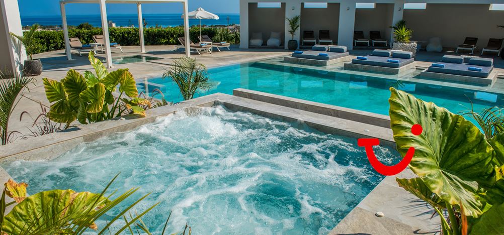 Matheo Villas & Suites