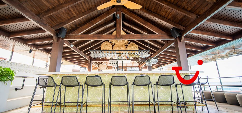 Captain Don's Habitat