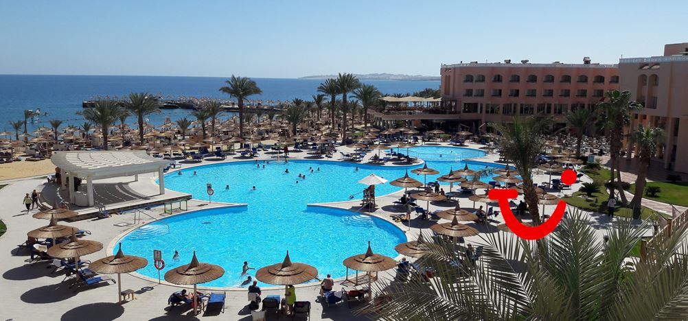 Beach Albatros Resort