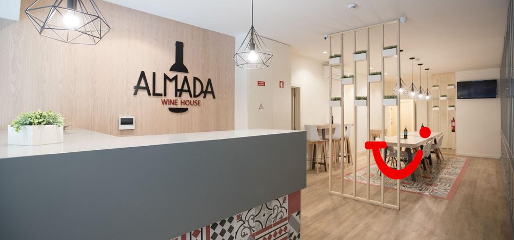 Almada Wine House
