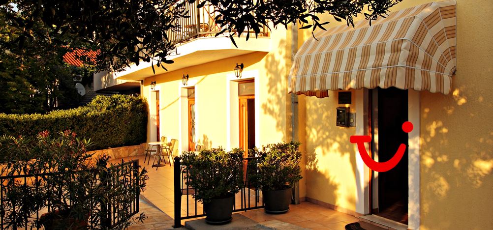 Bacan Serviced Apartments