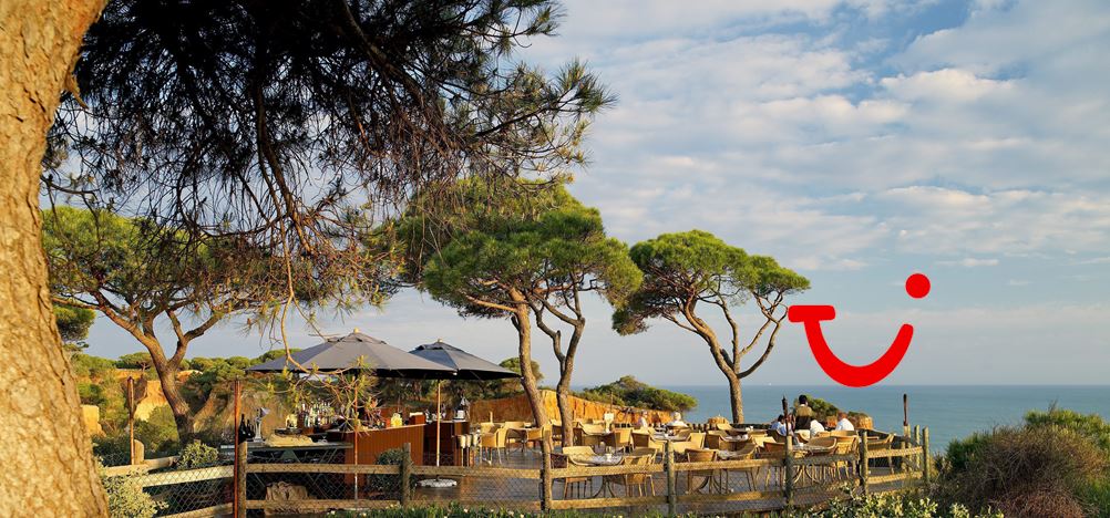 Pine Cliffs Resort