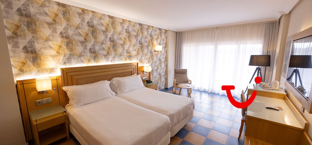 Elba Sara Beach & Golf Resort
