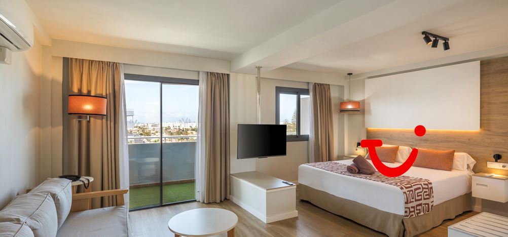 LIVVO Anamar Suites
