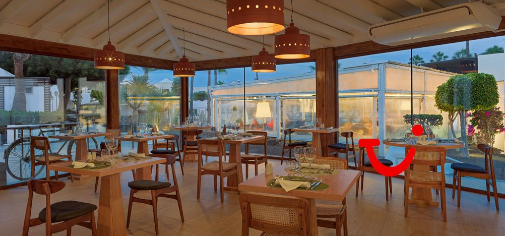 H10 White Suites Boutique