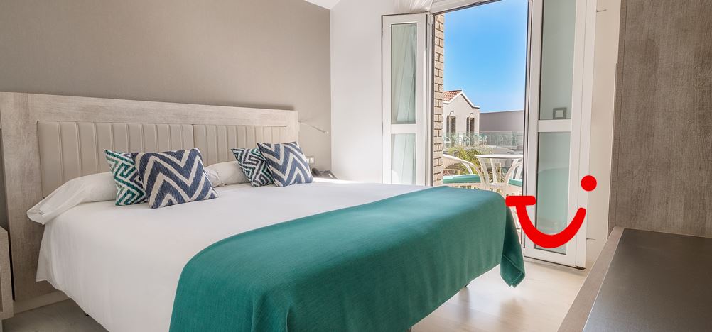 Hotel LIVVO Los Calderones