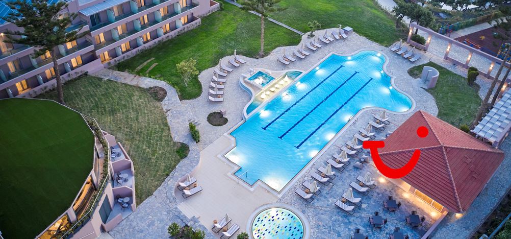 Ammos Luxury Resort