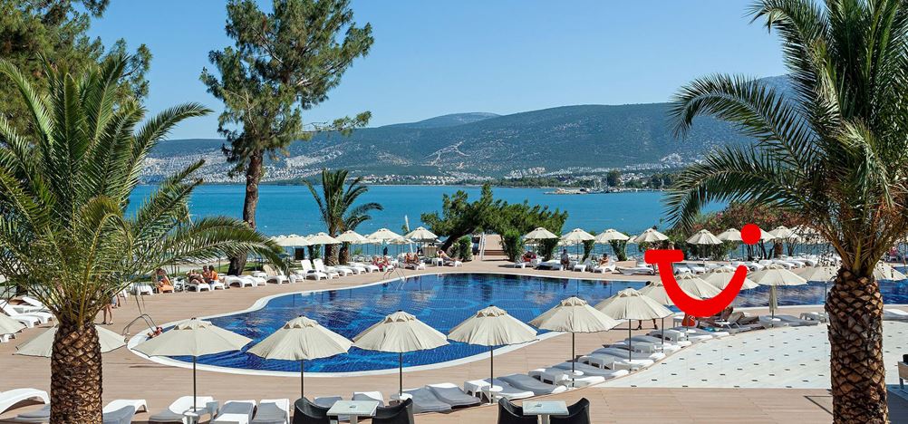 Long Beach Club Nature