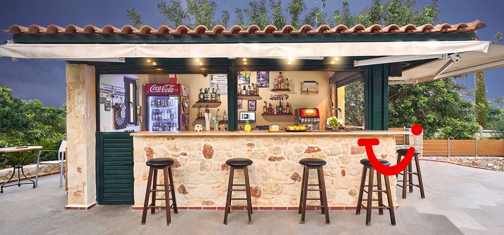 Dionysos Hotel Apartments & Studios