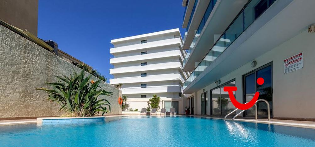 Manousos City Hotel