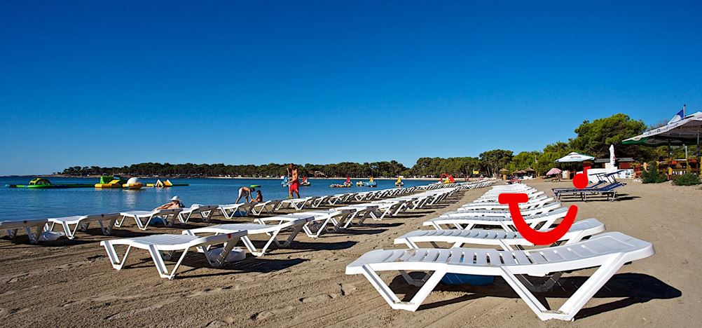 Arena hotel Holiday
