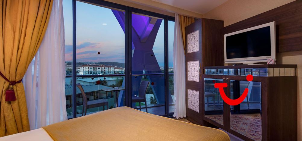 Granada Luxury Okurcalar