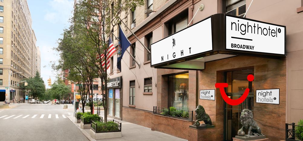 Night Hotel Broadway