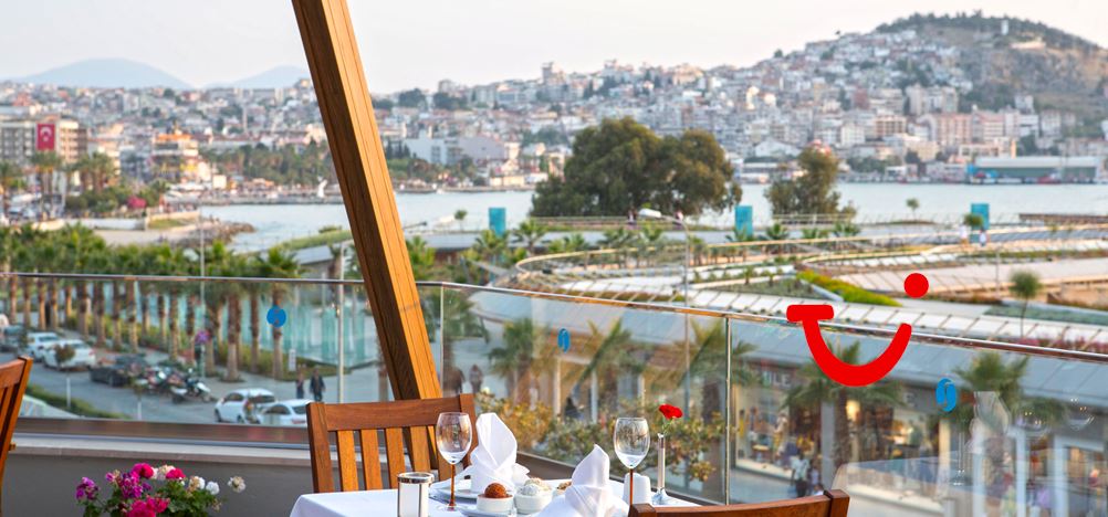 Paloma Marina Suites