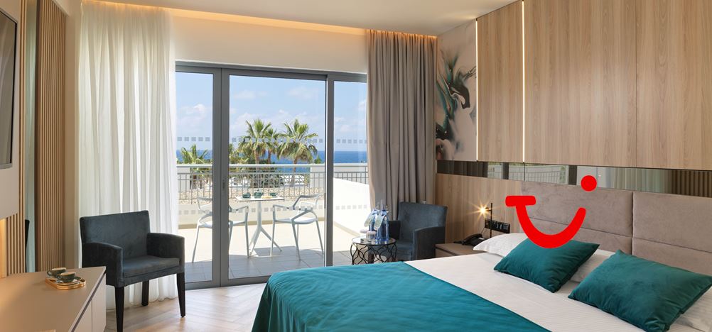 St. George Beach Hotel & Spa