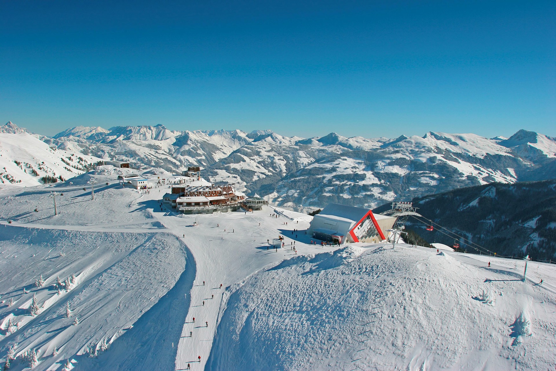 Wintersport Kitzbühel 173 km skiplezier rondom het dorp